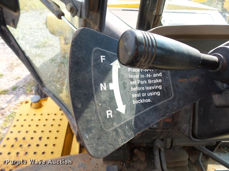 image for item DD2118 1997 John Deere 310E backhoe