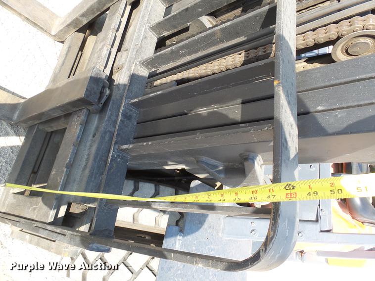 image for item DH9720 1997 Toyota forklift