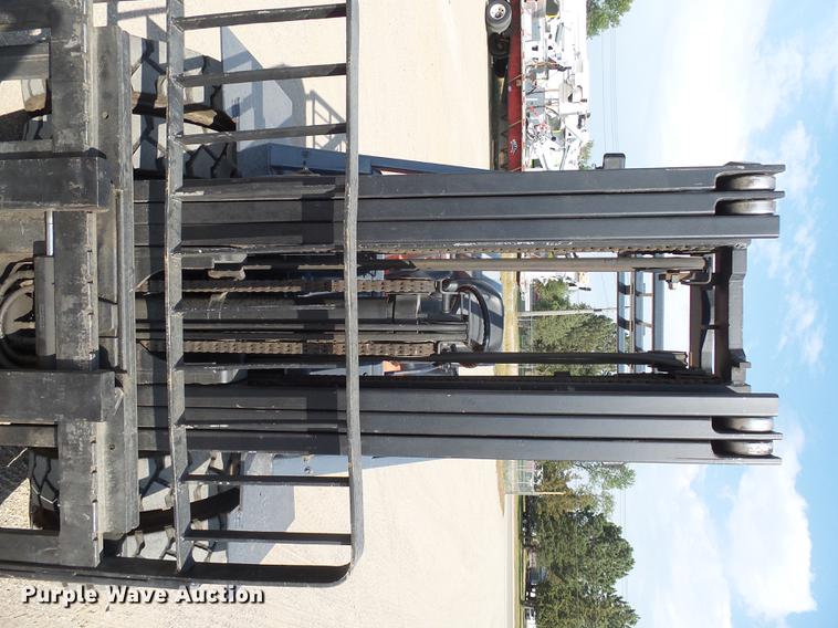 image for item DH9720 1997 Toyota forklift