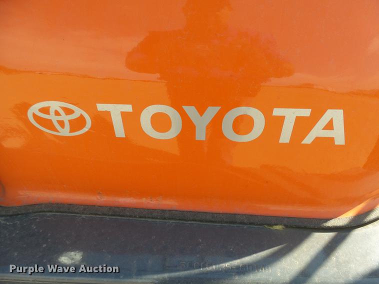 image for item DH9720 1997 Toyota forklift