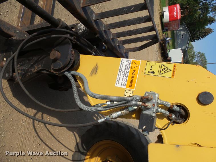 image for item DH9721 2003 Caterpillar TH350B telehandler