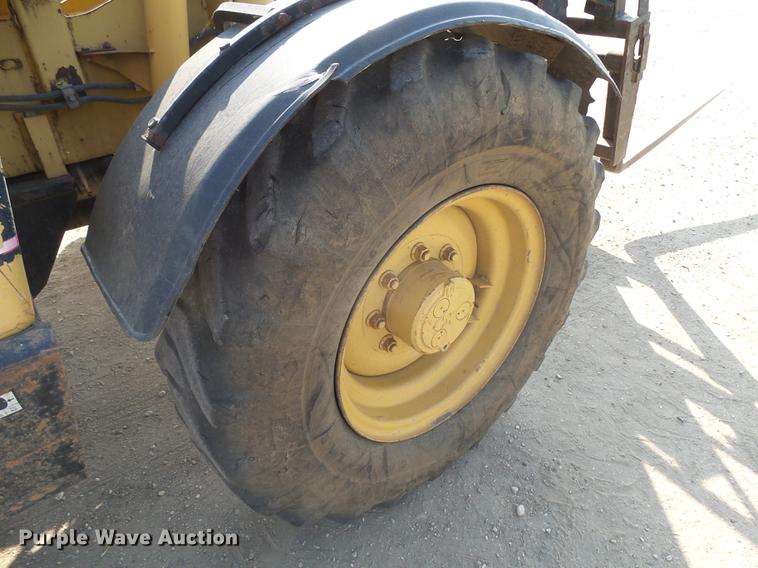 image for item DH9723 1999 Caterpillar TH63 telehandler