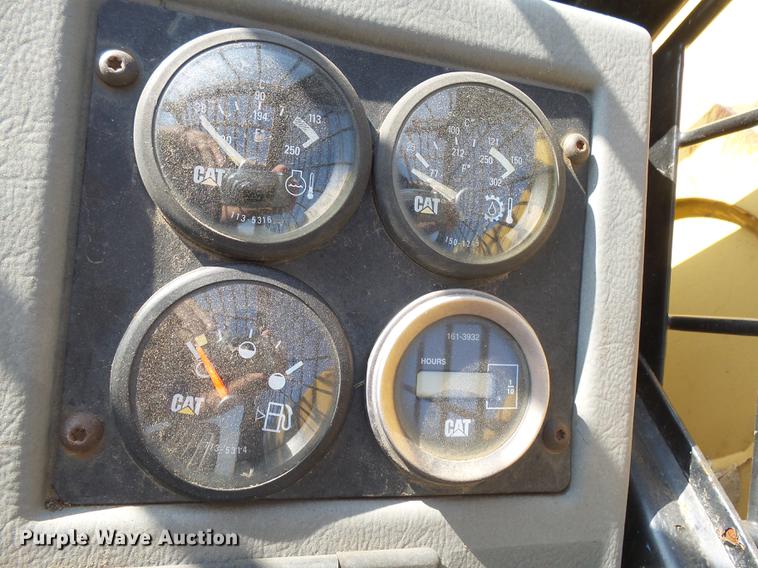 image for item DH9723 1999 Caterpillar TH63 telehandler