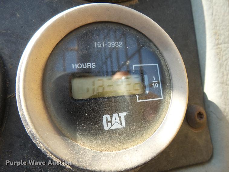 image for item DH9723 1999 Caterpillar TH63 telehandler