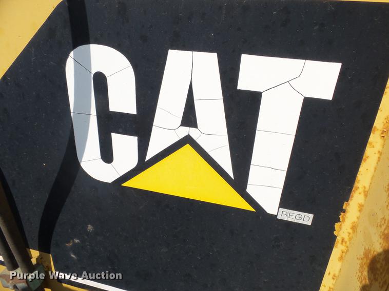 image for item DH9723 1999 Caterpillar TH63 telehandler