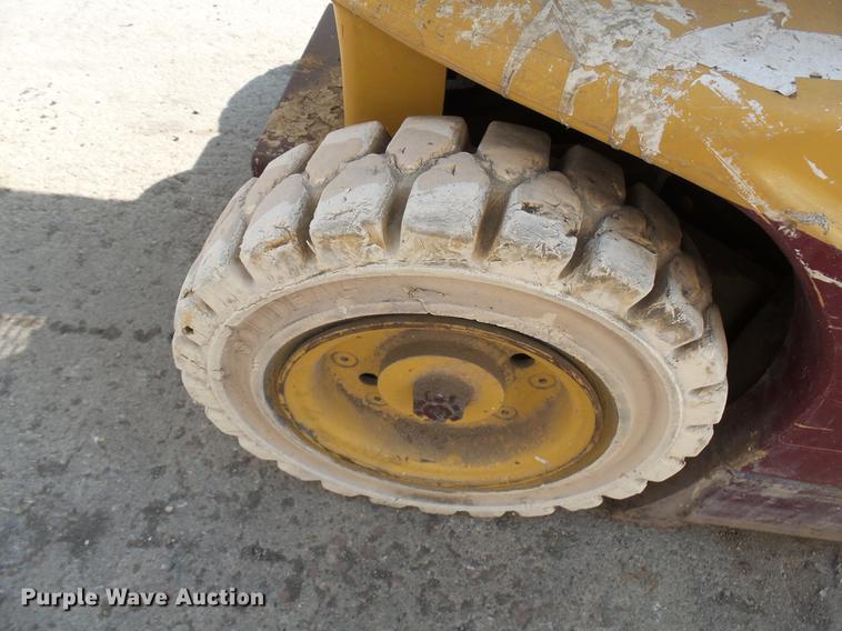 image for item DH9725 1999 Grove VM2639E vertical lift