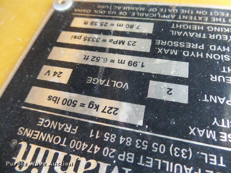 image for item DH9725 1999 Grove VM2639E vertical lift