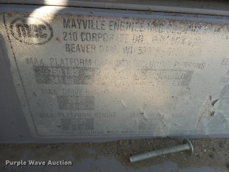 image for item DH9726 2000 Mec 2033ES scissor lift