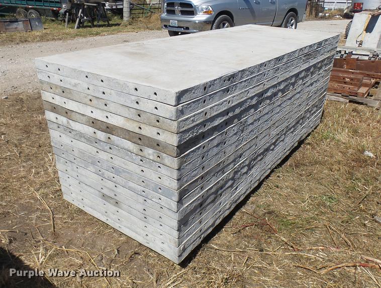 image for item DP9667 (16) aluminum wall concrete forms