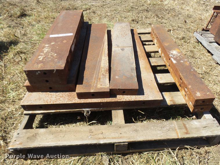 image for item DP9669 (8) steel concrete forms