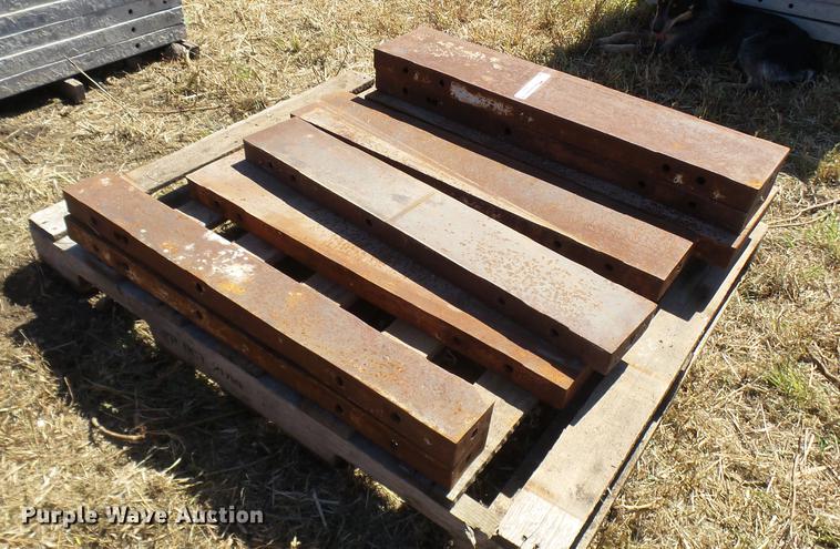 image for item DP9669 (8) steel concrete forms