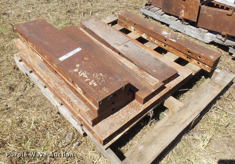 image for item DP9669 (8) steel concrete forms