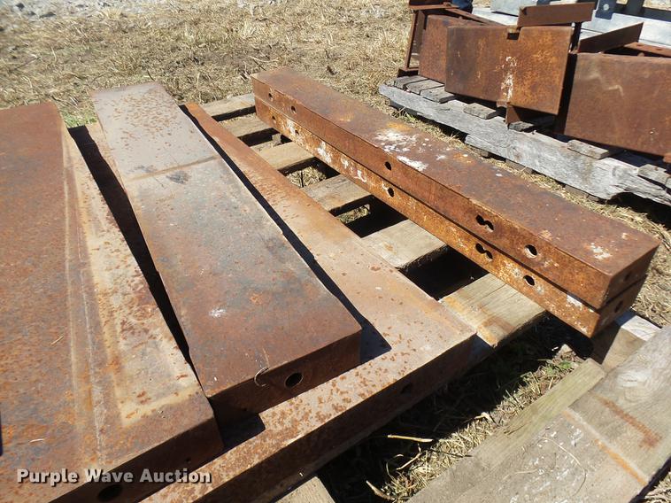 image for item DP9669 (8) steel concrete forms