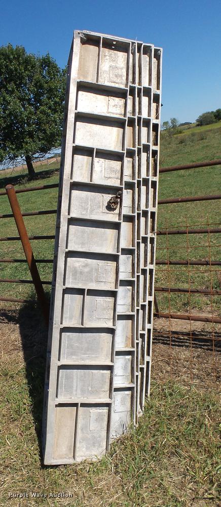 image for item DP9672 (5) aluminum outside corners