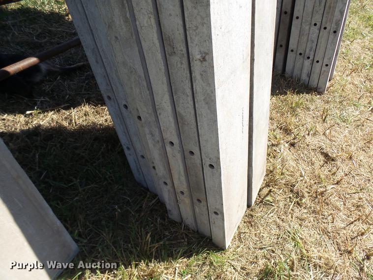 image for item DP9685 (4) aluminum concrete forms