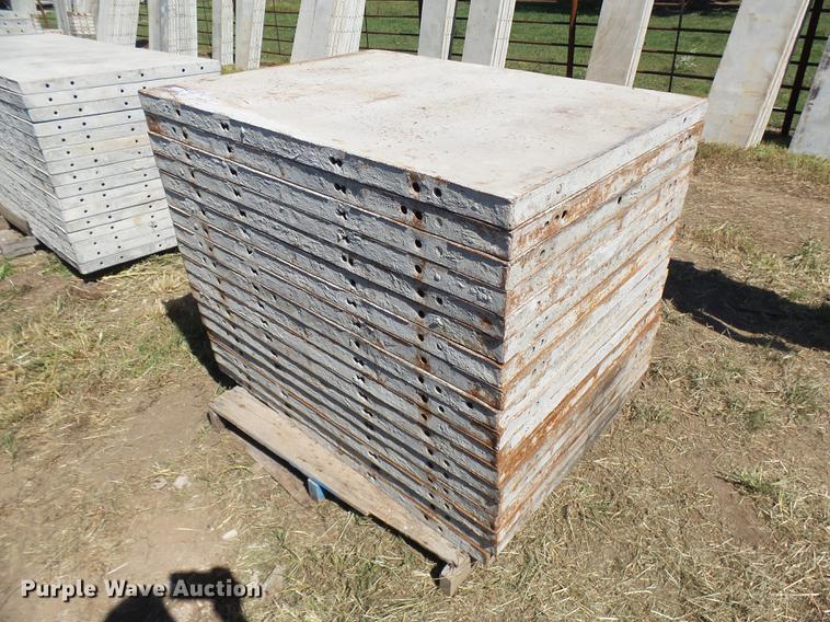 image for item DP9697 (18) steel concrete forms
