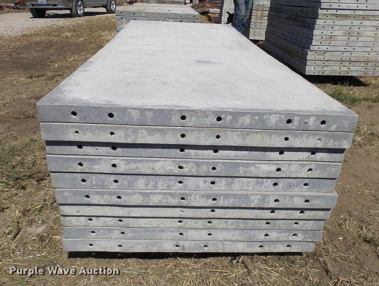 image for item DP9699 (10) aluminum wall concrete forms