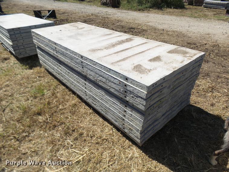 image for item DP9700 (12) aluminum wall concrete forms
