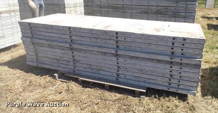 image for item DP9700 (12) aluminum wall concrete forms