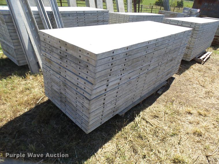image for item DP9705 (16) aluminum wall concrete forms