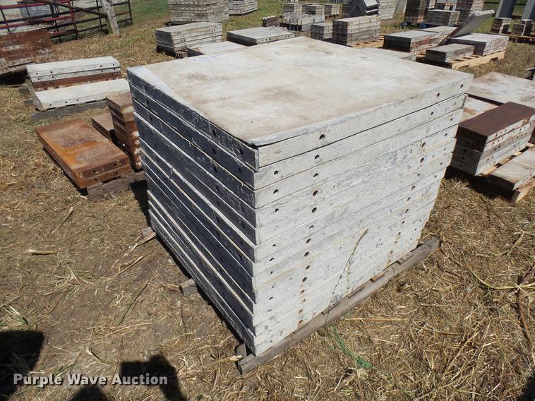 image for item DP9707 (14) aluminum concrete forms