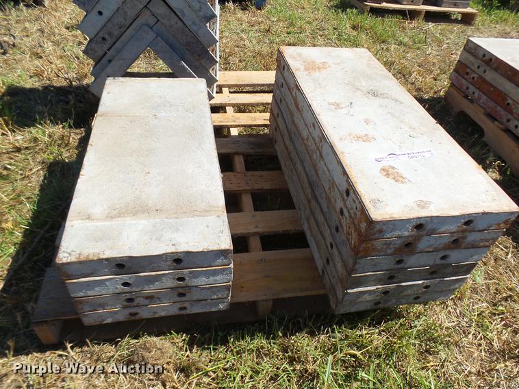 image for item DP9712 (16) steel concrete forms