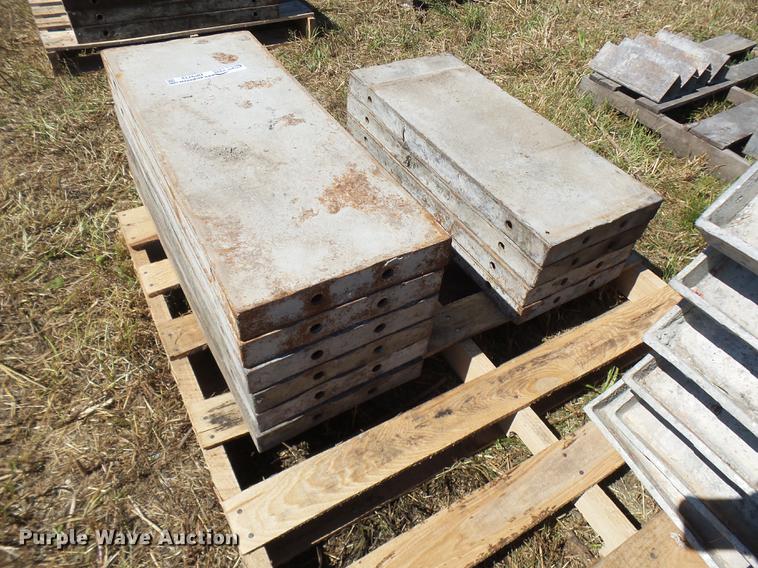 image for item DP9712 (16) steel concrete forms