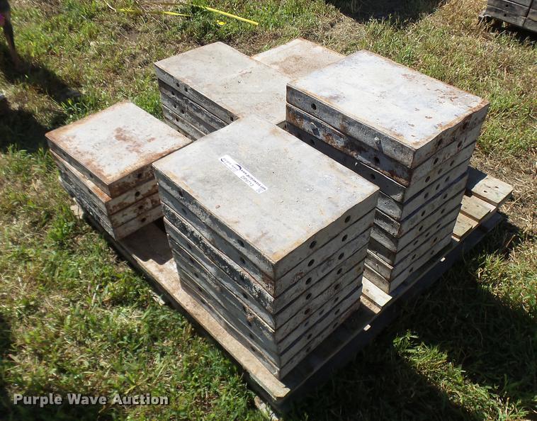 image for item DP9713 (29) steel concrete forms