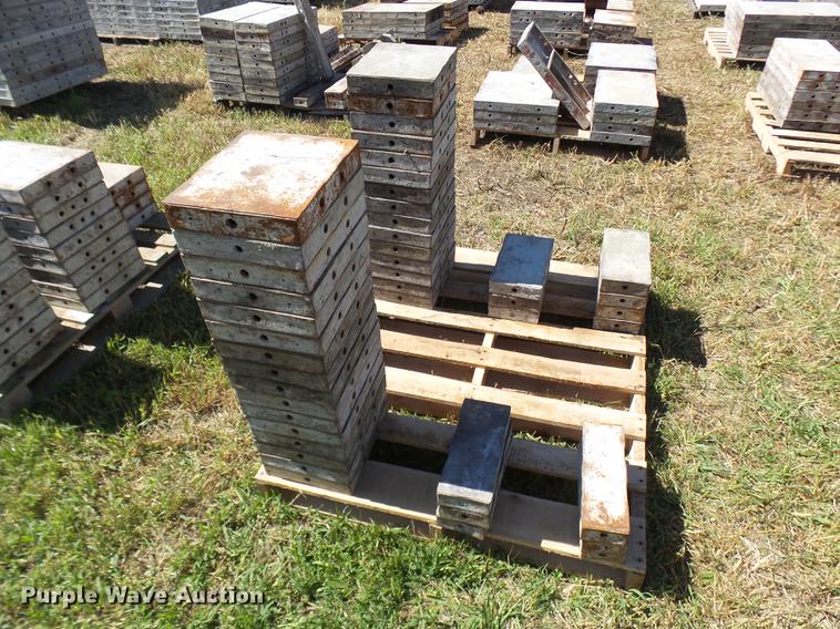 image for item DP9714 (44) steel concrete forms