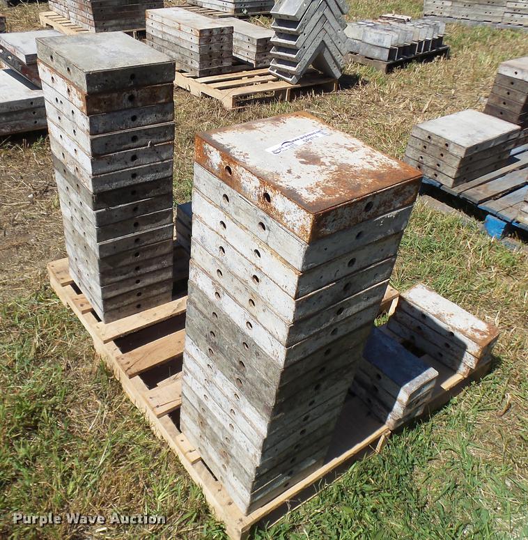 image for item DP9714 (44) steel concrete forms