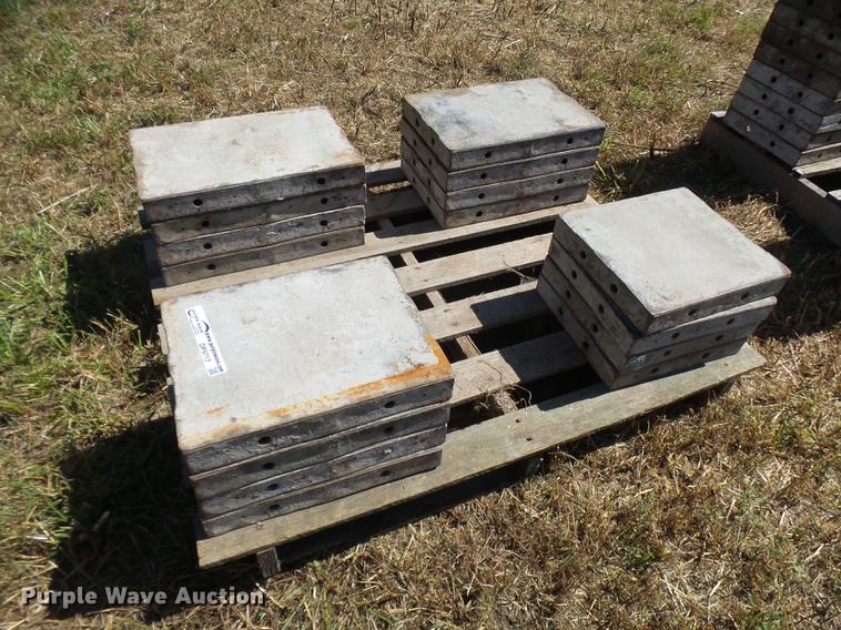 image for item DP9717 (16) steel concrete forms