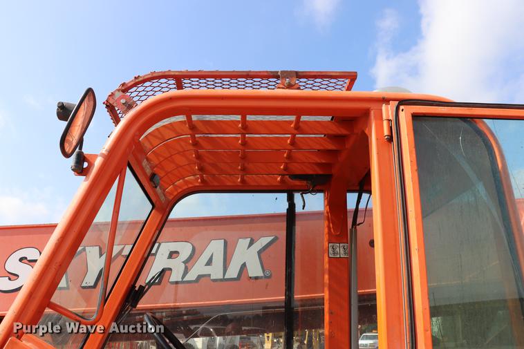 image for item ED9523 2007 SkyTrak 10042 telehandler