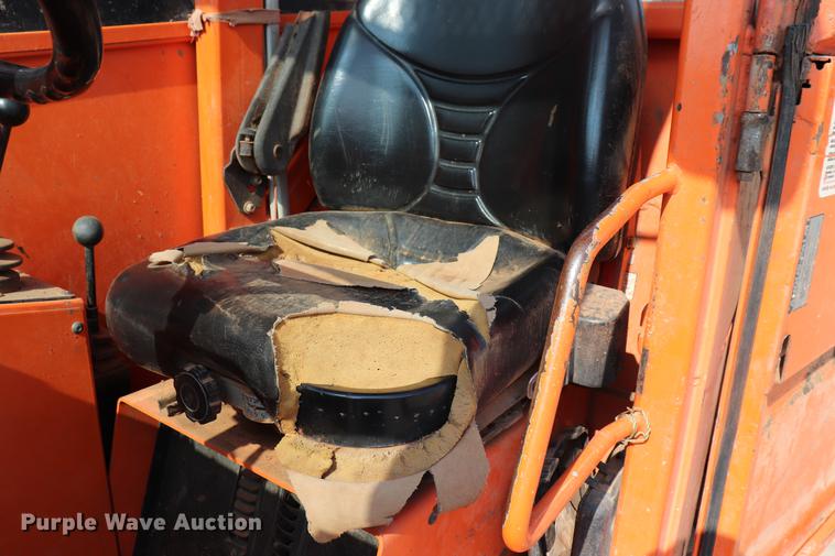 image for item ED9523 2007 SkyTrak 10042 telehandler