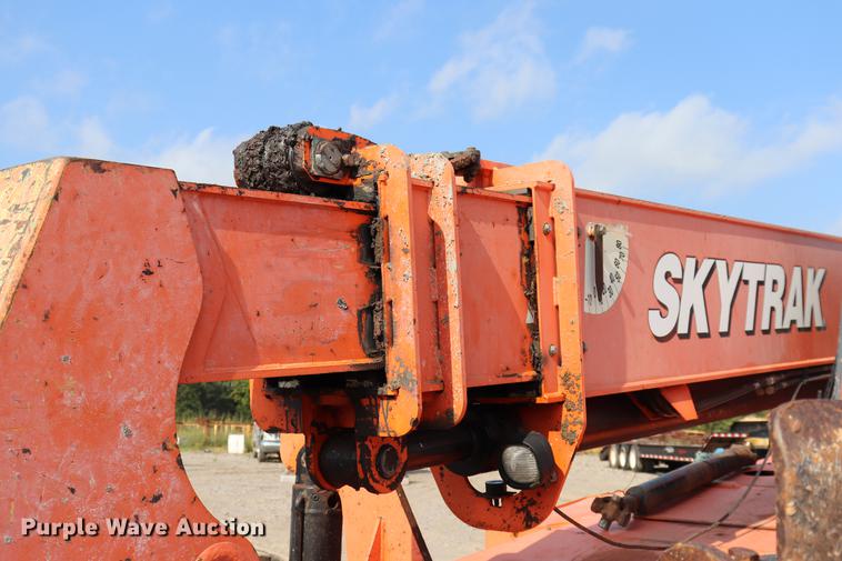 image for item ED9523 2007 SkyTrak 10042 telehandler