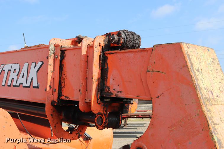 image for item ED9523 2007 SkyTrak 10042 telehandler