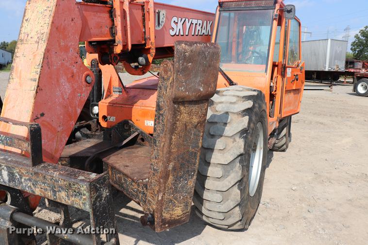 image for item ED9523 2007 SkyTrak 10042 telehandler