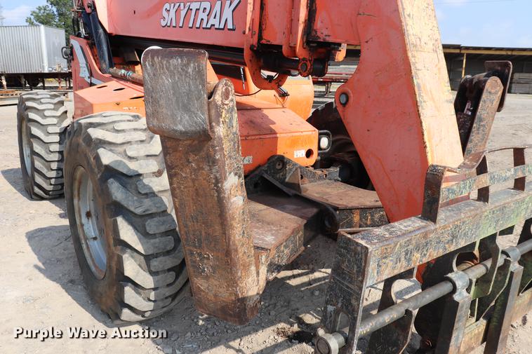 image for item ED9523 2007 SkyTrak 10042 telehandler