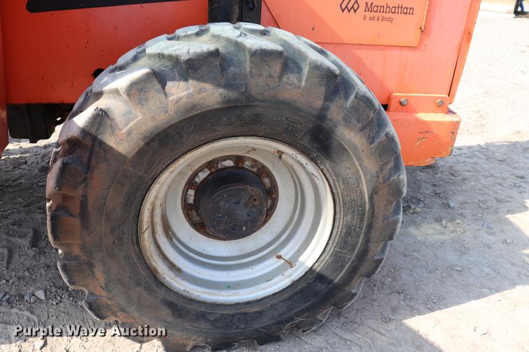 image for item ED9523 2007 SkyTrak 10042 telehandler