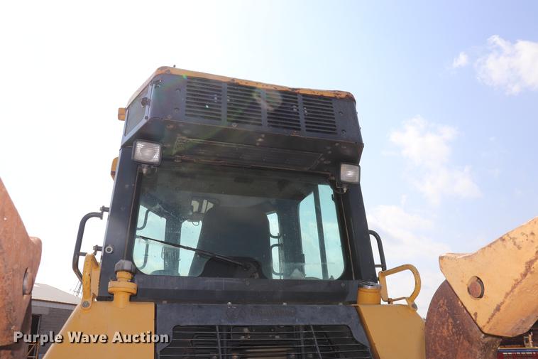 image for item ED9524 2008 Komatsu D51EX-22 dozer