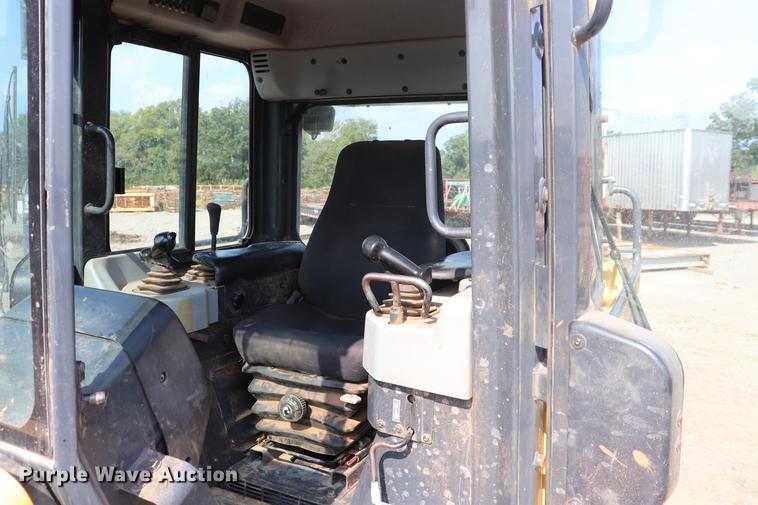 image for item ED9524 2008 Komatsu D51EX-22 dozer