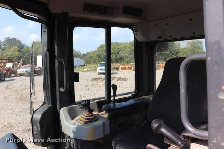 image for item ED9524 2008 Komatsu D51EX-22 dozer