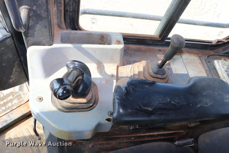 image for item ED9524 2008 Komatsu D51EX-22 dozer