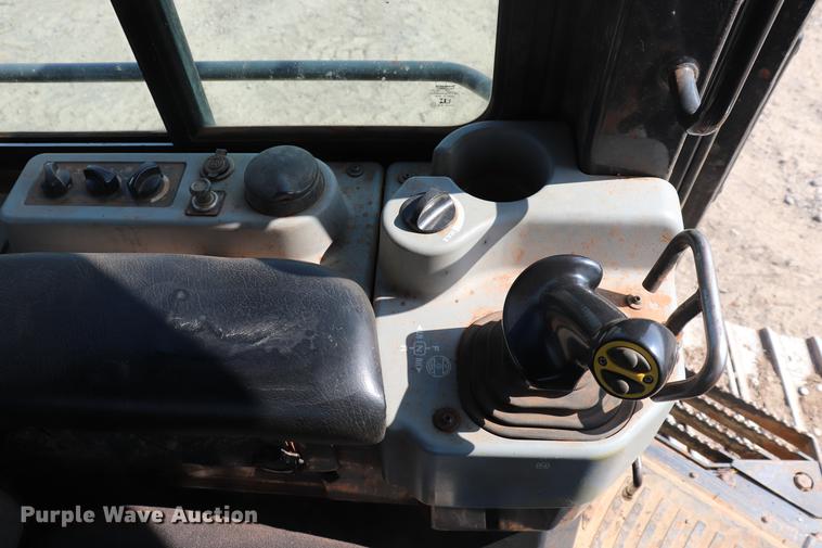 image for item ED9524 2008 Komatsu D51EX-22 dozer