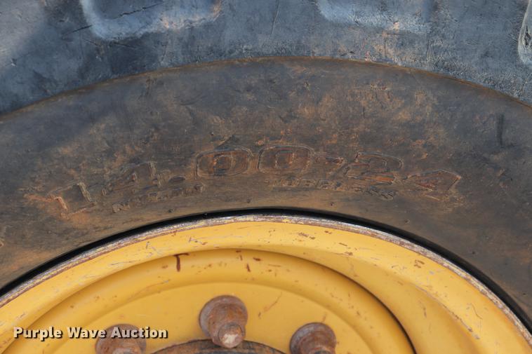 image for item ED9525 2007 Caterpillar TL1055 telehandler