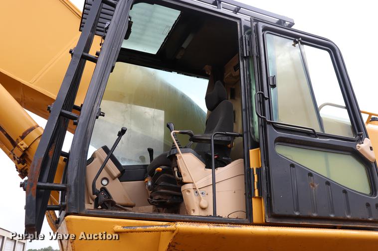 image for item ED9539 2000 Caterpillar 375L excavator