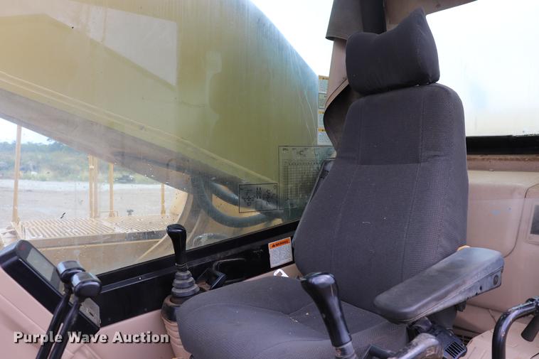 image for item ED9539 2000 Caterpillar 375L excavator