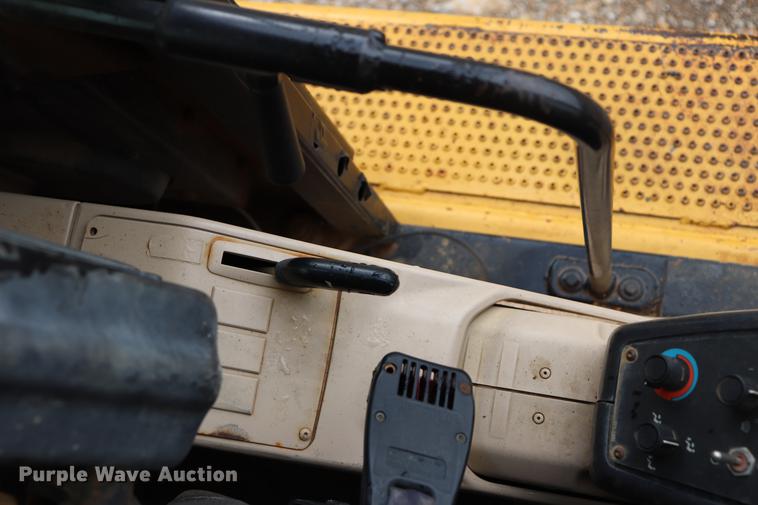 image for item ED9539 2000 Caterpillar 375L excavator