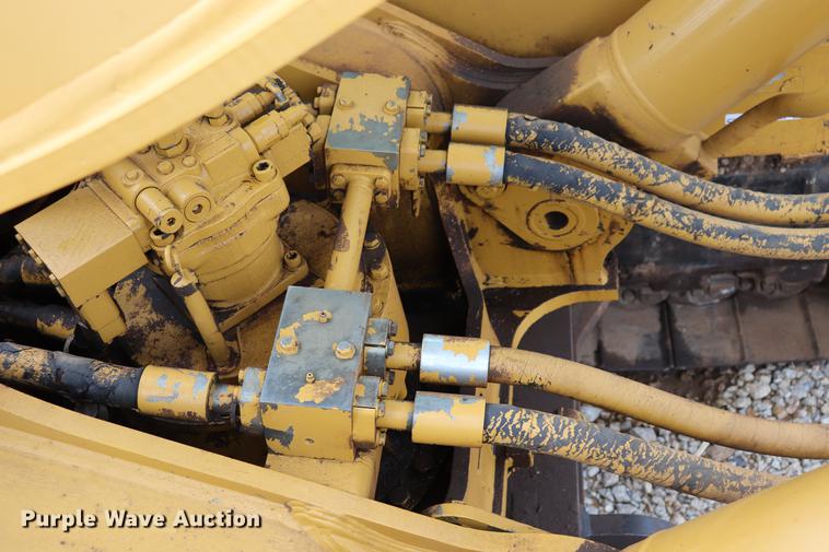 image for item ED9539 2000 Caterpillar 375L excavator