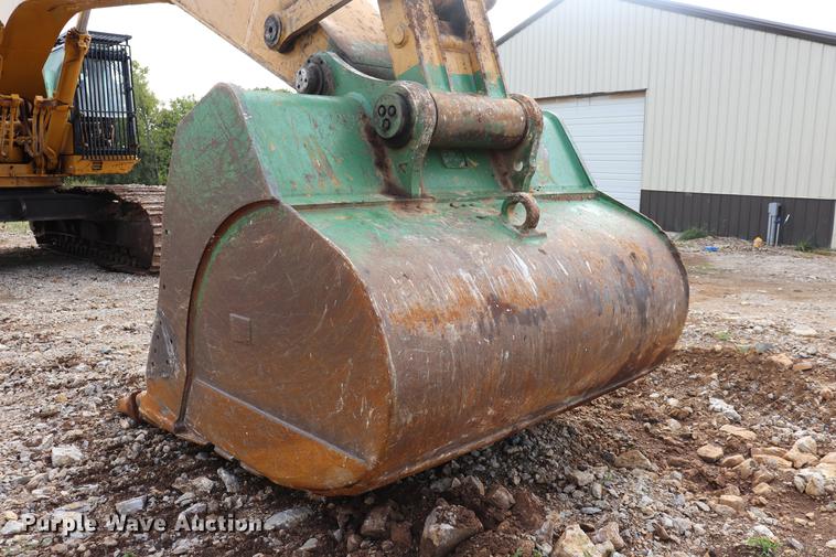 image for item ED9539 2000 Caterpillar 375L excavator