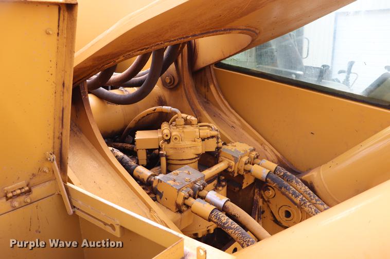 image for item ED9539 2000 Caterpillar 375L excavator